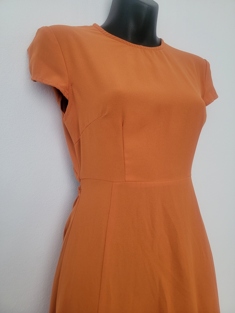 Women's Classic Orange Midi Dress - Picture 2 of 4